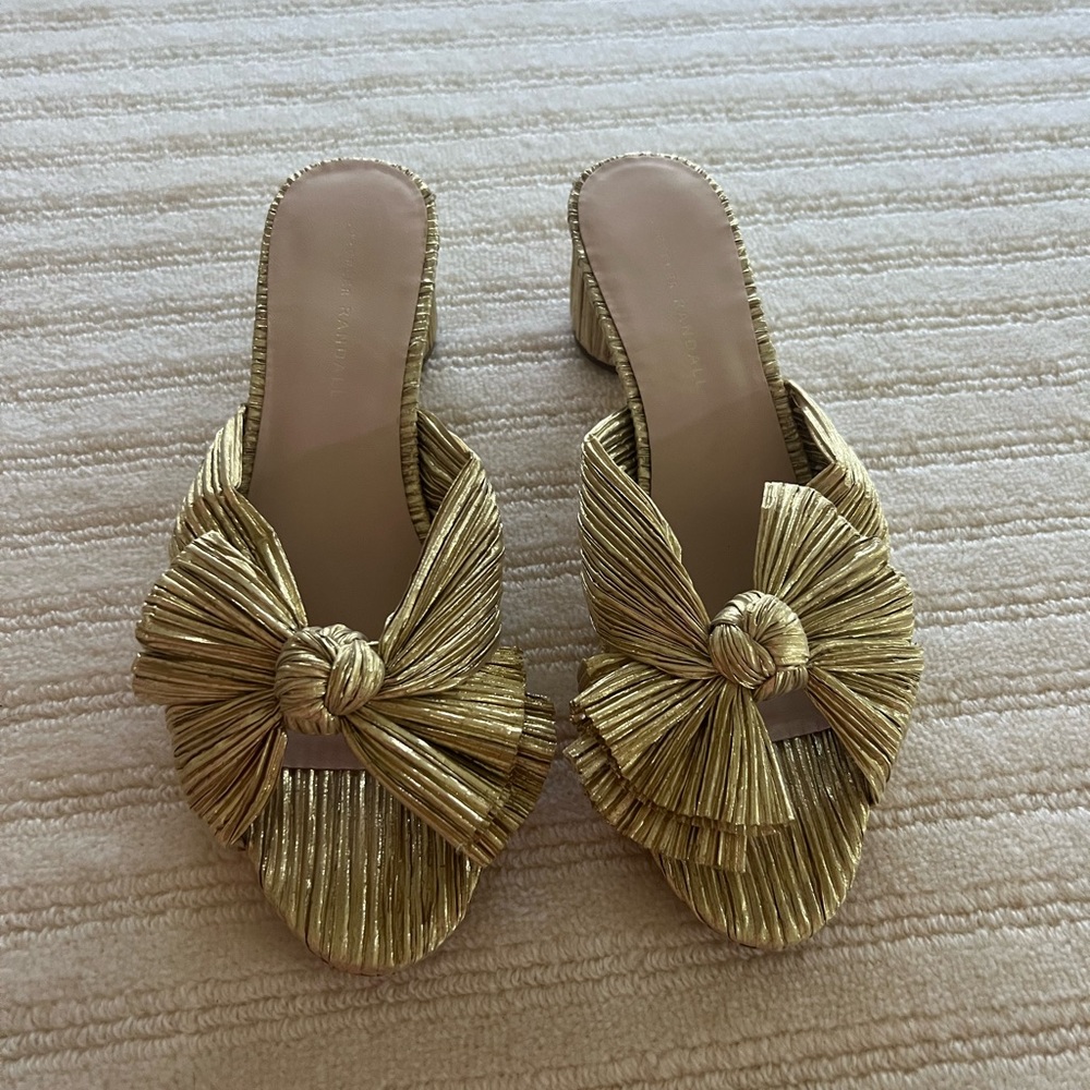 Loeffler Randall Emilia Sandals in Gold - size 10. Very good condition!